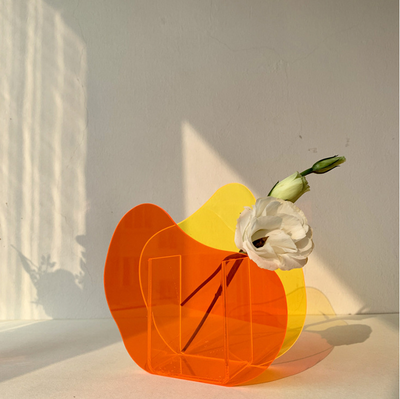 Shatterproof Colorful Acrylic Vase for Living Room Arrangement Decordovia